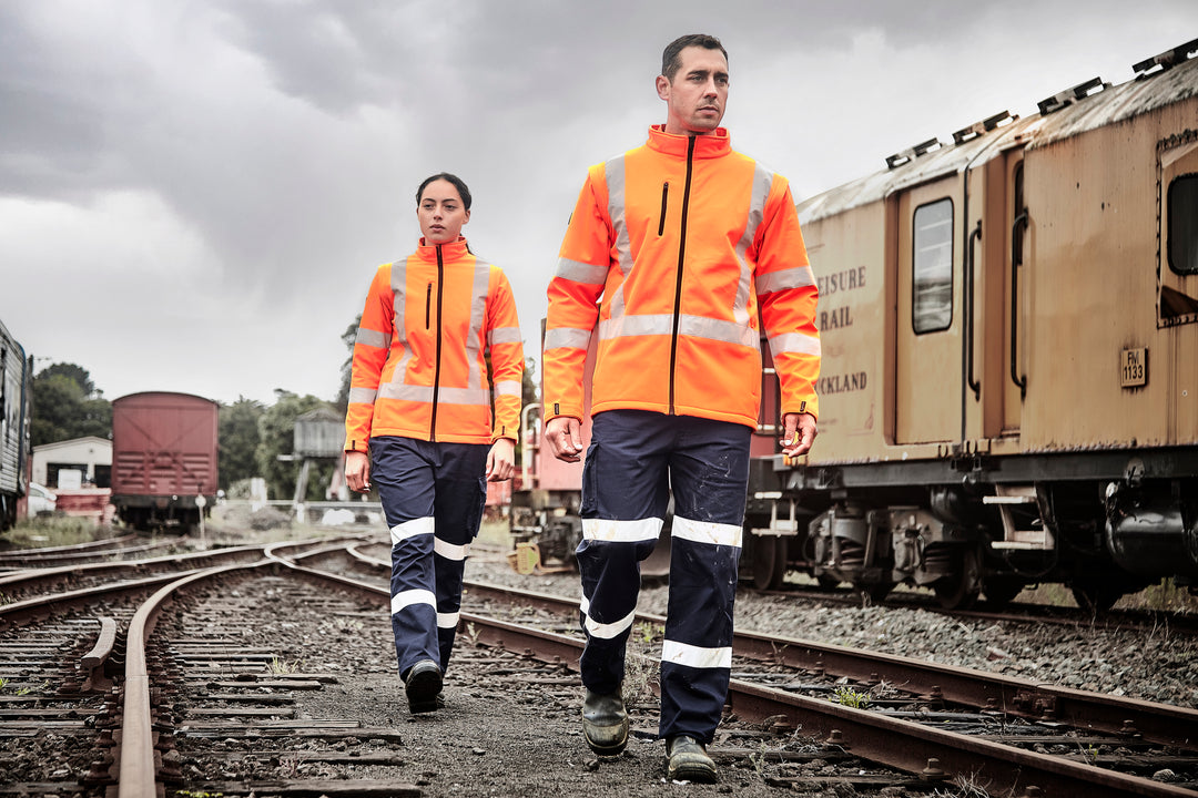 Syzmik Womens Hi Vis Rail X Back 2 In 1 Softshell Jacket